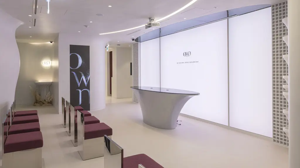 ソウル江南にあるOWN Clinic Samseongの受付エリア